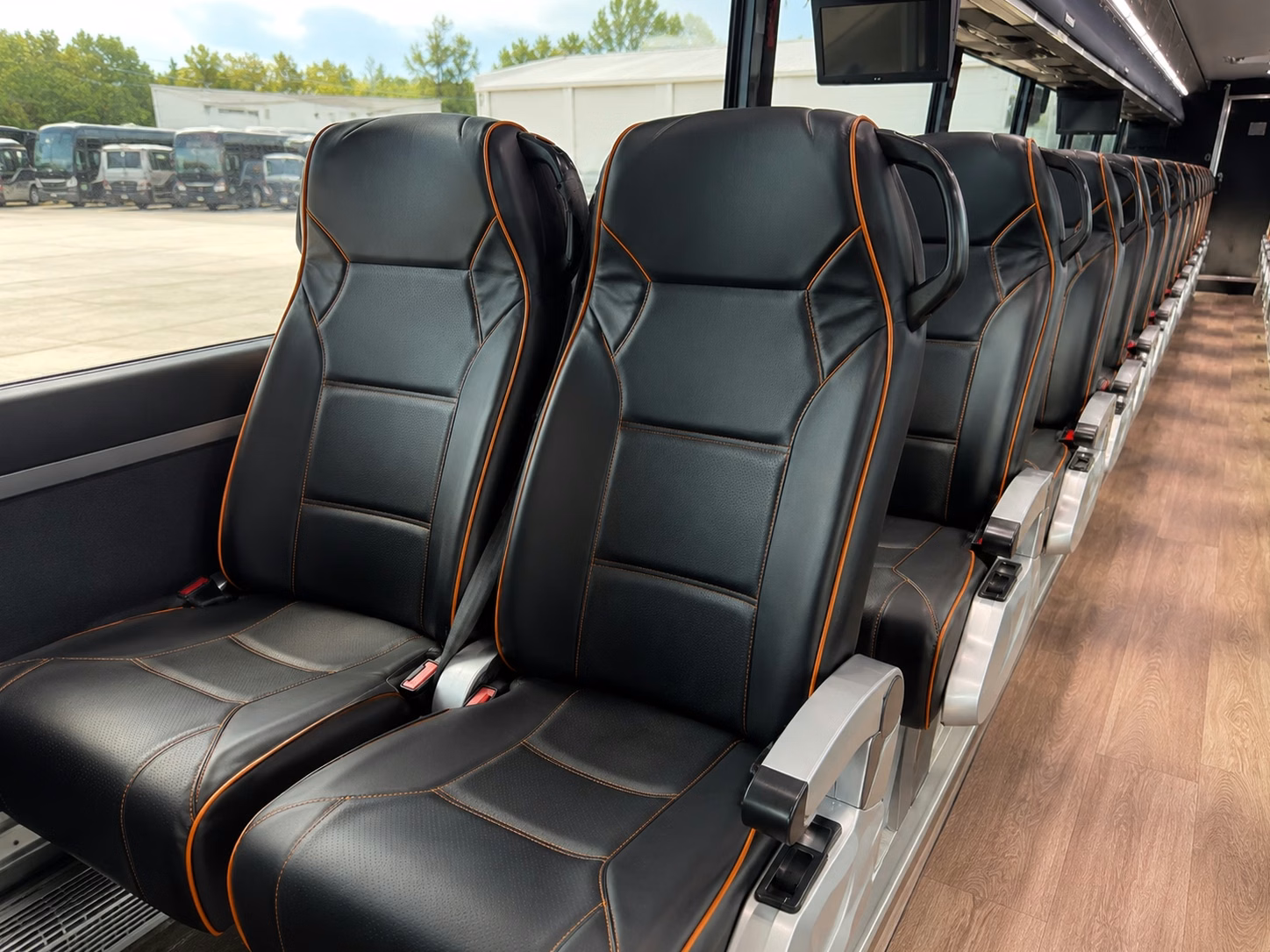 cleveland field trip bus rentals for middle and high school groups