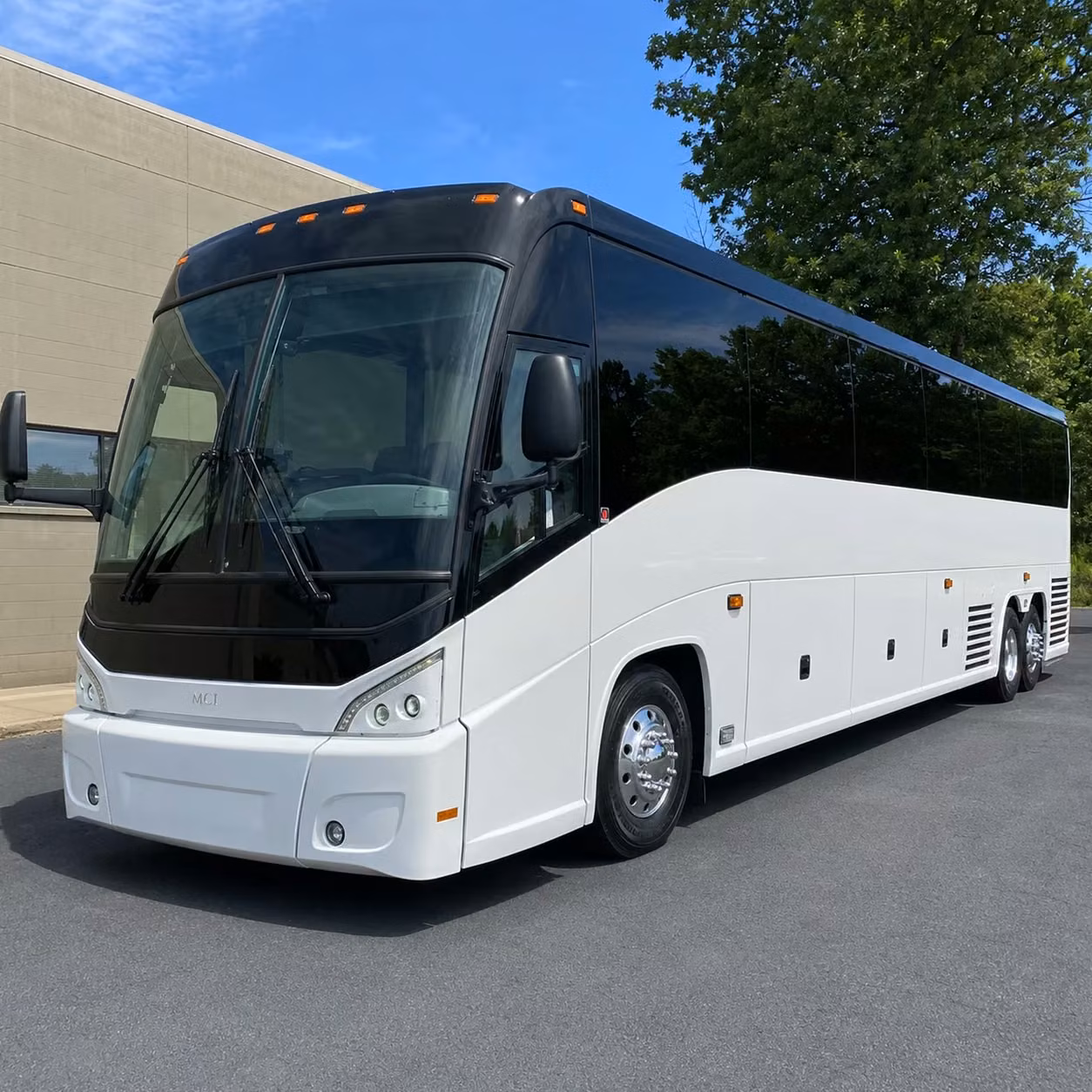 cleveland long distance charter bus rentals