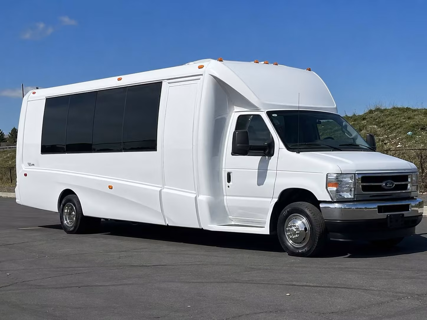 cleveland party bus rental