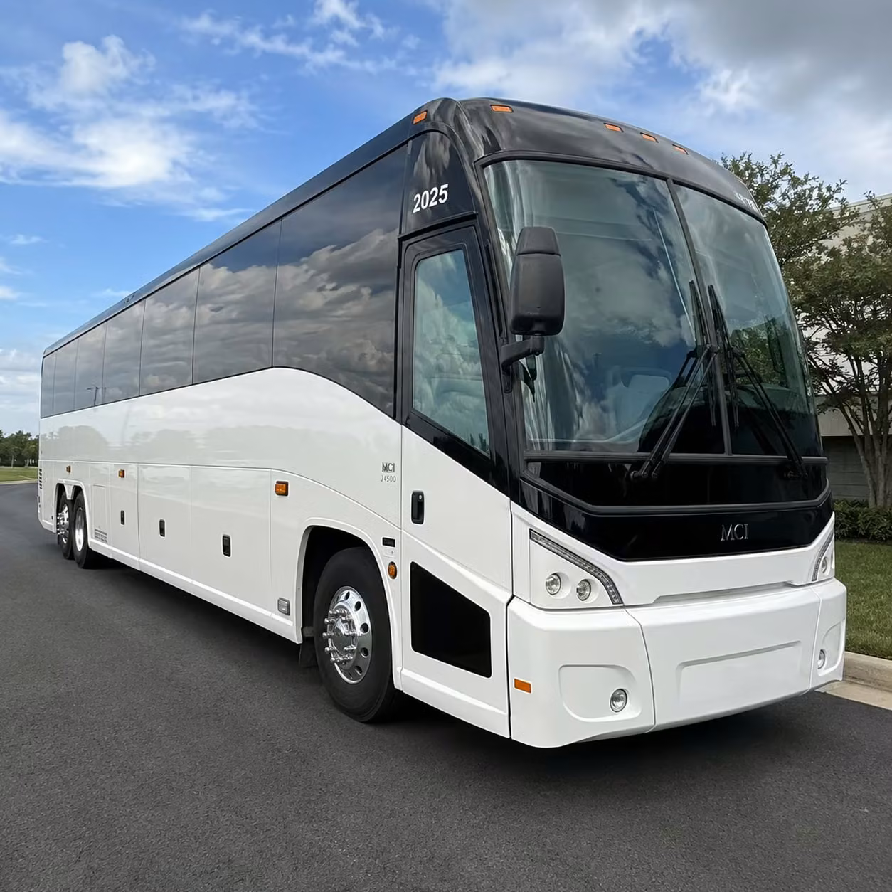 youth group and mission trip bus rentals in cleveland
